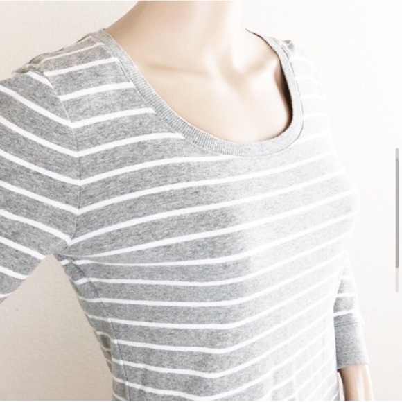 Jones New York light gray striped sweater - Picture 3 of 7